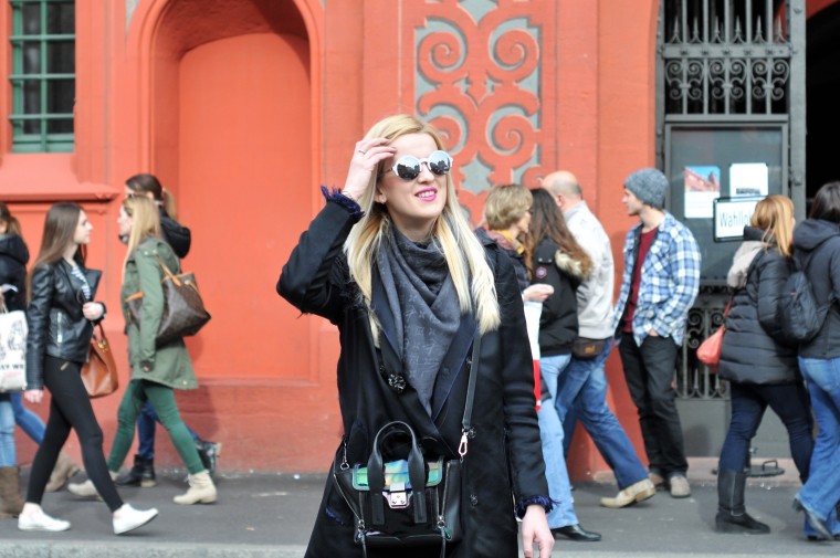 louis vuitton schal ByWP WOLFGANG PROKSCH sonnenbrille sun glasses lanvin mantel h&M palina pralina blogwalk